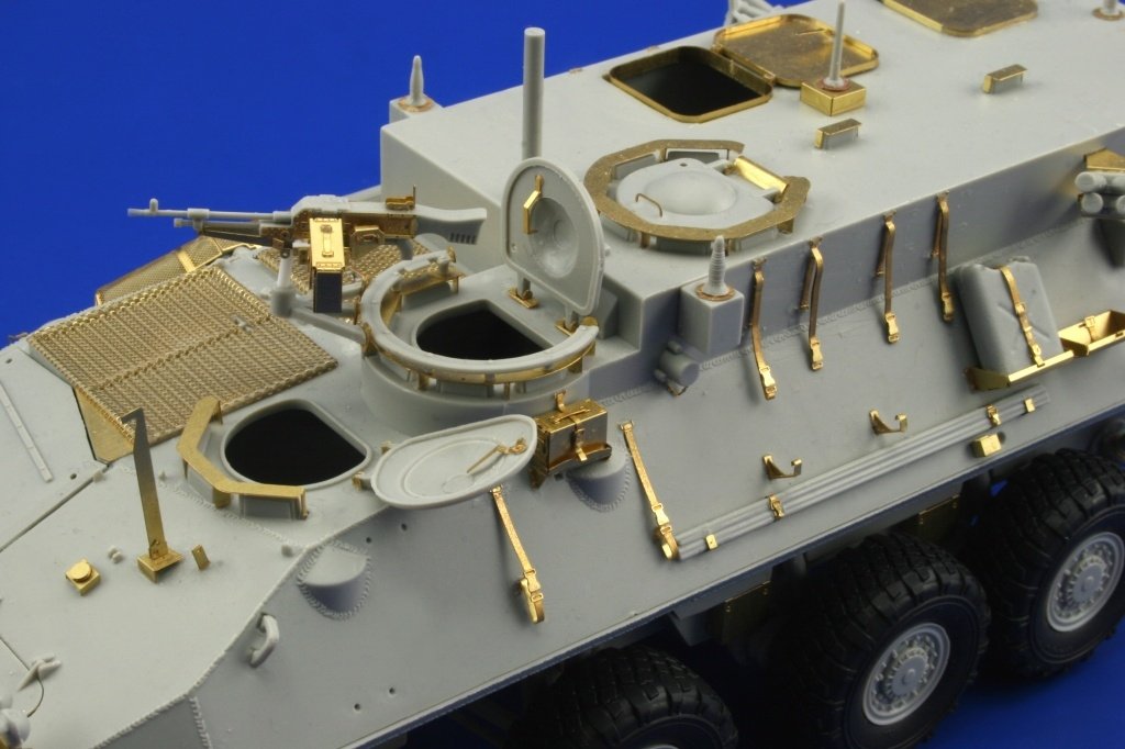 Eduard 36038 LAV AT 1/35 Trumpeter – image 5