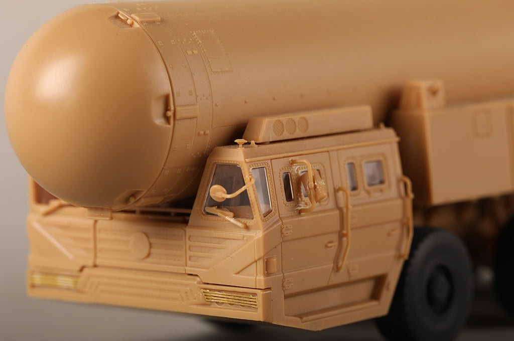 Hobby Boss 82964 DF-61 ICBM 1/72