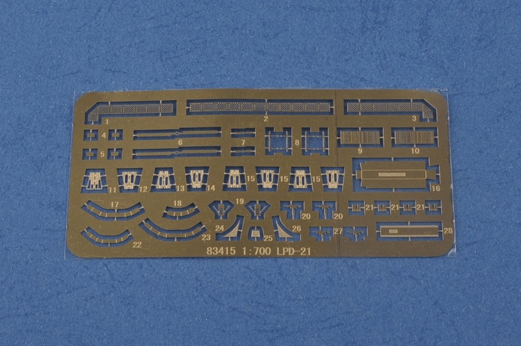 Hobby Boss 83415 USS Forrest Sherman DDG-98 1/700 – imagen 10