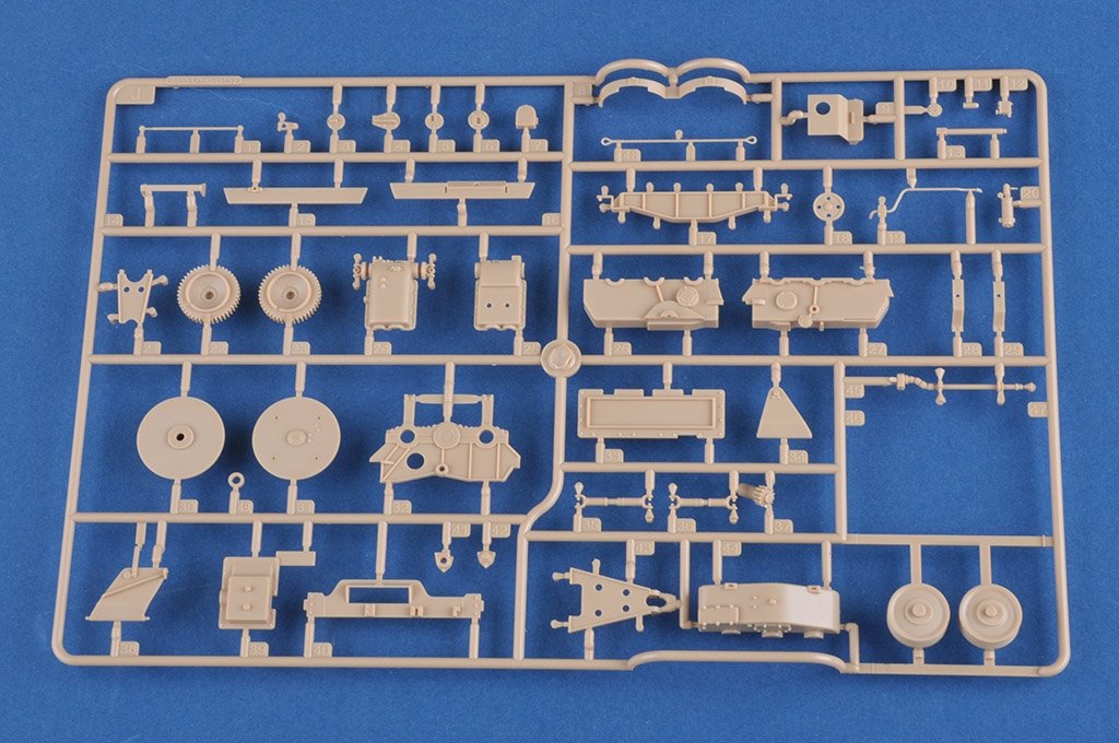 Hobby Boss 84553 German Sd.Kfz.179 Bergepanther Ausf.G 1/35 – imagen 7