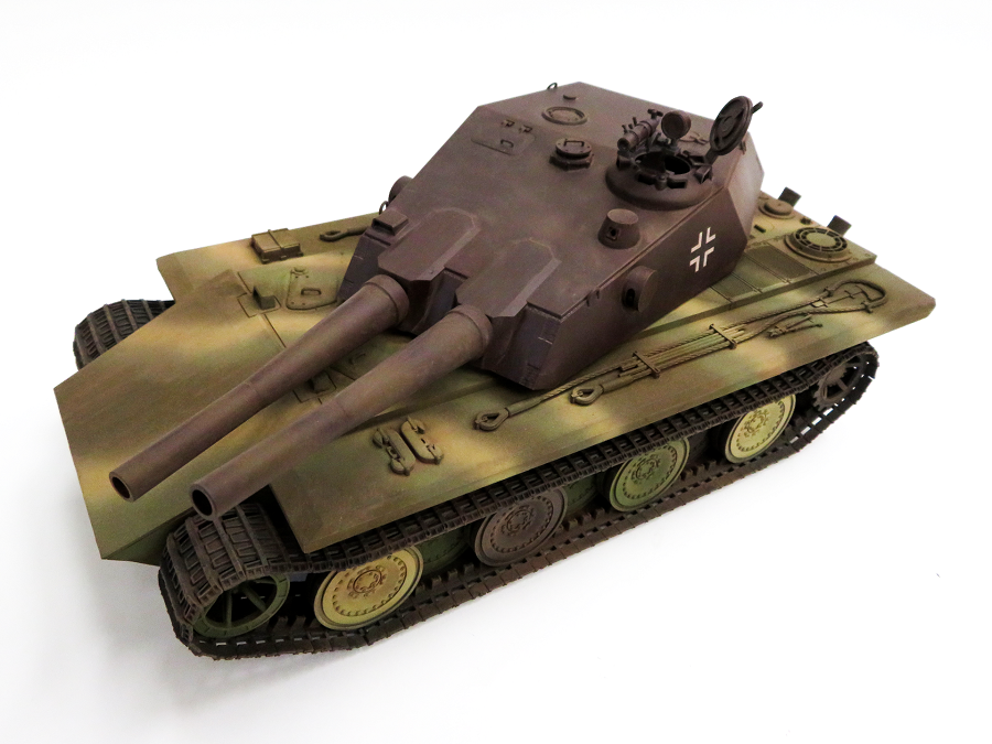 Modelcollect UA35011 Fist of war, WWII German E-60 heavy tank with twin 128mm assault guns 1/35 – zdjęcie 5