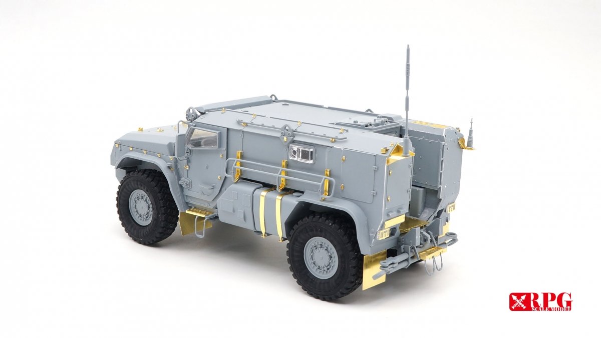 RPG Model 35021 KAMAZ K-4386 Typhoon-VDV Mine-Protected Armoured Vehicle Early Typ 1/35 – imagen 5