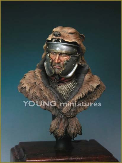 Young Miniatures YH1803 ROMAN SIGNIFER 1st Century A.D 1/10 – imagen 2