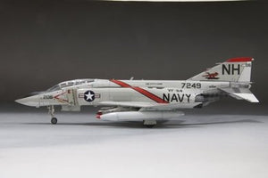Fine Molds FP43S U.S. Navy Jet Fighter F-4J &amp;quot;Aardvarks&amp;quot; 1/72 – immagine 4