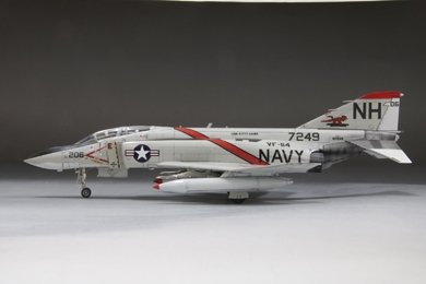 Fine Molds FP43S U.S. Navy Jet Fighter F-4J &amp;quot;Aardvarks&amp;quot; 1/72 – immagine 4