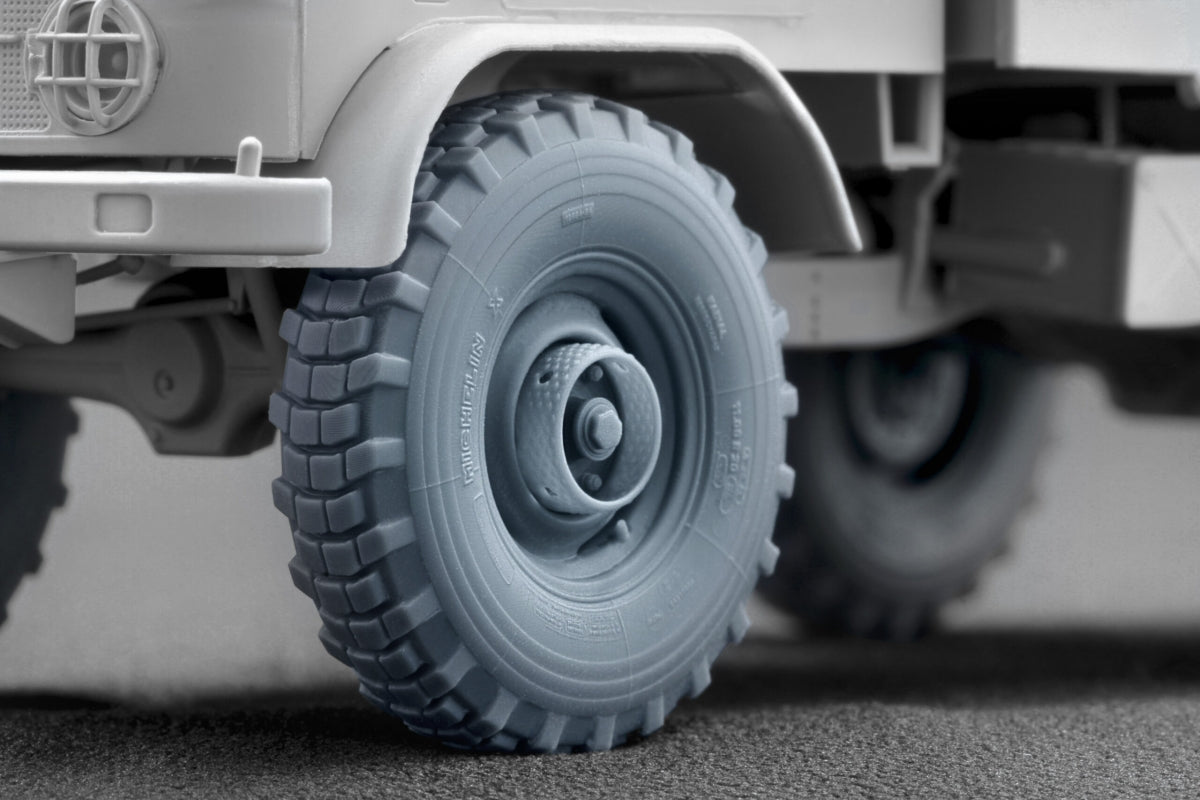 ScaleX WM 35023 Unimog 404 11.0R20 XOrdinary v2 Ordinary wheel set (for AK-Interactive, ICM, Revell) 1/35