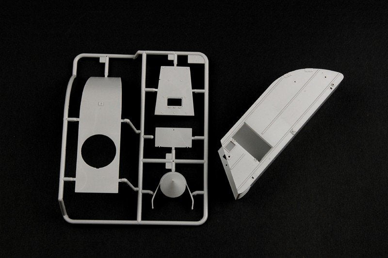 Trumpeter 02321 Soviet NKL-26 Armoured Aerosan 1/35 – imagen 3