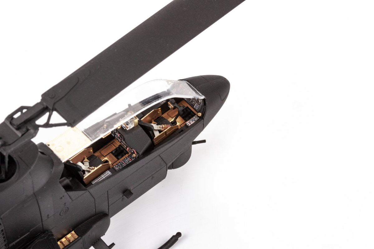 Eduard 491279 AH-1G SPECIAL HOBBY 1/48 – Bild 6