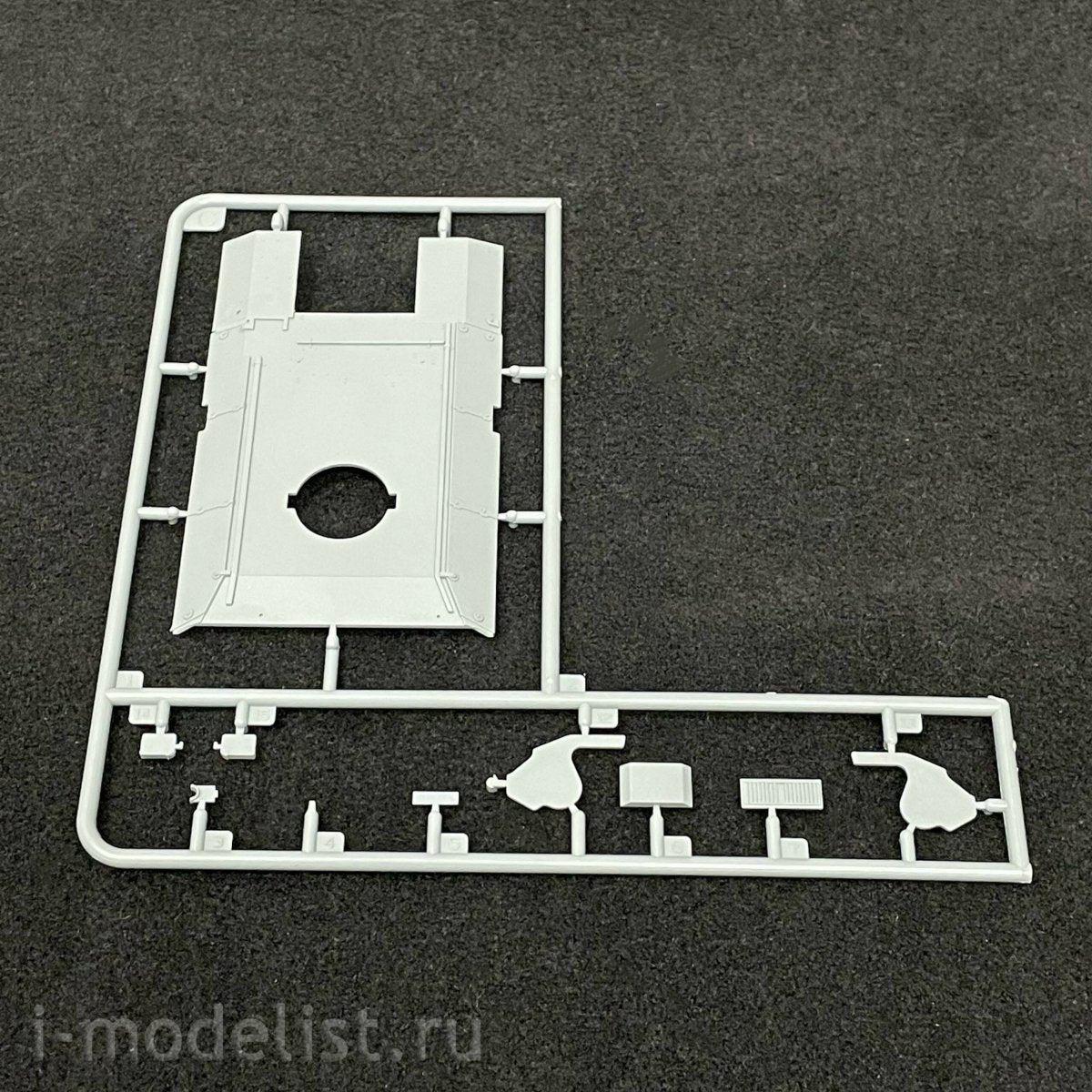 RPG Model 35022 Typhoon-VDV K-4386 w/ 32V01 RCWS 1/35 – immagine 14