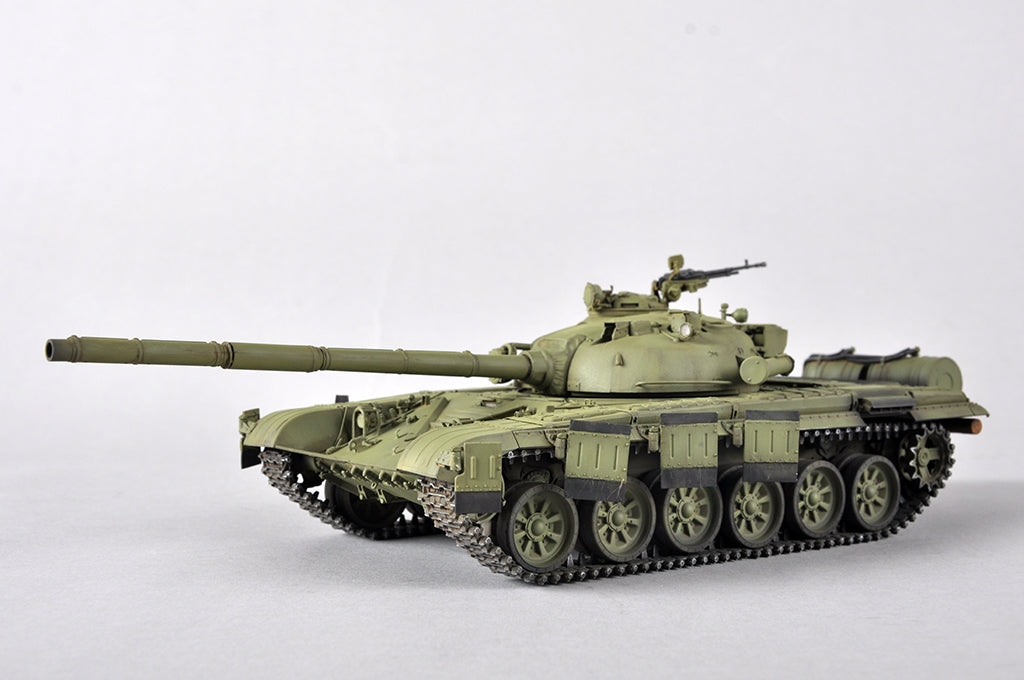 Trumpeter 09603 T-72M MBT 1/35 – image 18