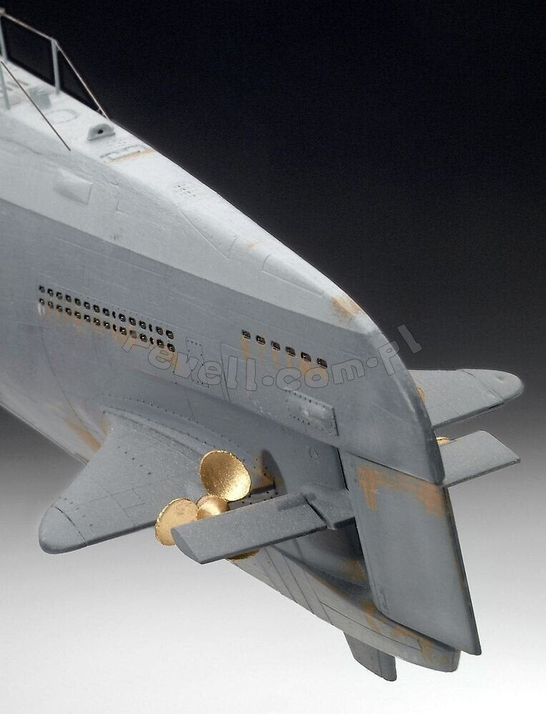 Revell 05177 German Submarine Type XXI 1/144 – image 8