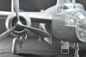 Maquette HK Models 01E02 B-25J Mitchell « Strafer » (1/32) – image 5