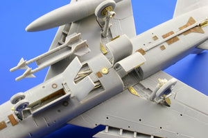 Eduard 73363 F-100C S. A. 1/72 TRUMPETER – Bild 13
