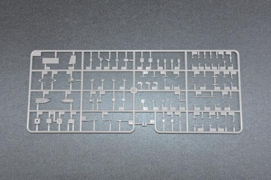 Trumpeter 04550 HMS Type 45 Destroyer 1/350 – image 8