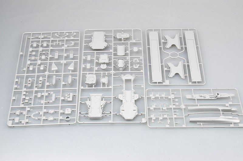 Trumpeter 05313 German Heavy Cruiser Prinz Eugen 1945 1/350 – imagen 6