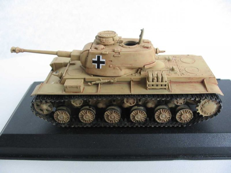PST 72027 Pz.Kpfw. 753(r) Heavy Tank 1/72 – imagen 3