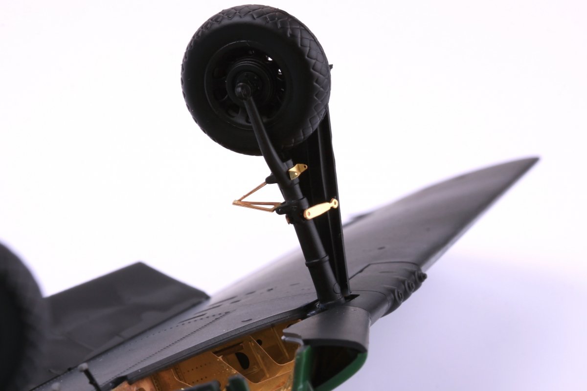 Eduard BIG3388 P-51D-5 REVELL 1/32 – imagen 5