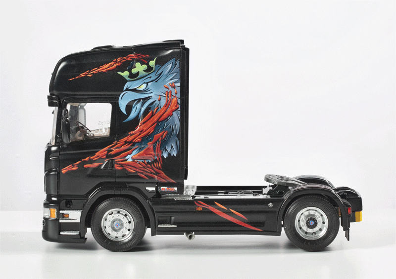 Italeri 3879 Scania R730 The Griffin 1/24 – imagen 3