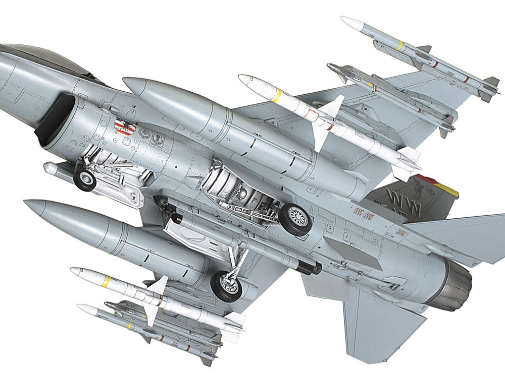 Tamiya 61098 F-16CJ Fighting Falcon 1/48 – zdjęcie 5