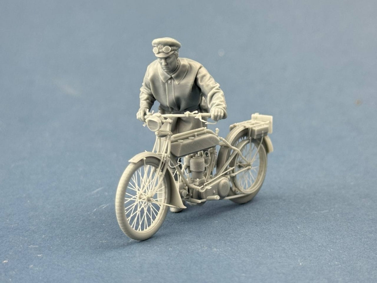 Copper State Models F35-062 Cavalier de liaison britannique poussant sa moto (moto non incluse) 1/35  – image 2