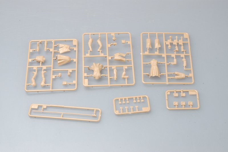 Trumpeter 00427 Soviet B-4 Howitzer Artillery Crew 1/35 – imagen 3