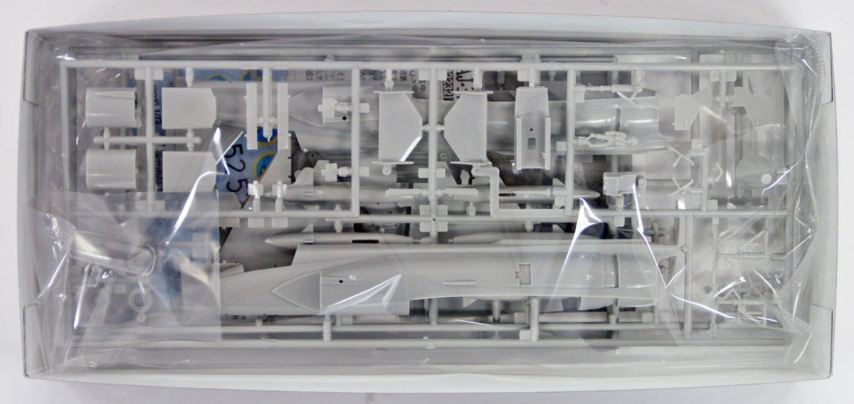 Hasegawa 02232 SAAB AJ-37 Viggen 1/72 – imagen 2