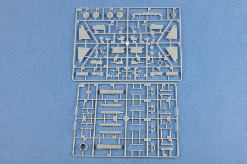 Hobby Boss 81745 J-29F Tunnan – image 5