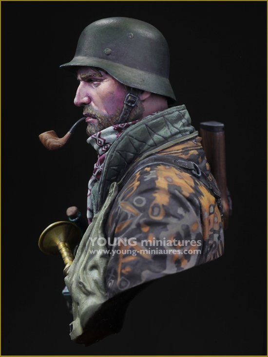 Young Miniatures YM1877 ALTER HASE WWII 1/10 – image 8