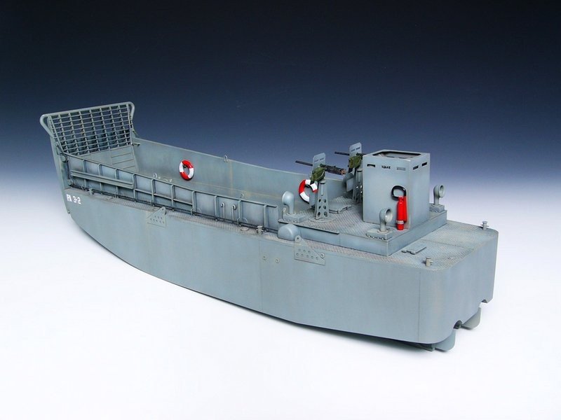Trumpeter 00347 WWII US Navy LCM (3) Landing 1/35 – image 7