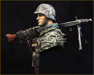 Young Miniatures YM1869 Waffen SS Young Machine Gunner 1944 1/10 – imagen 3