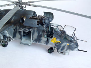 Trumpeter 05103 Mil Mi-24V Hind-E Helicopter – image 3