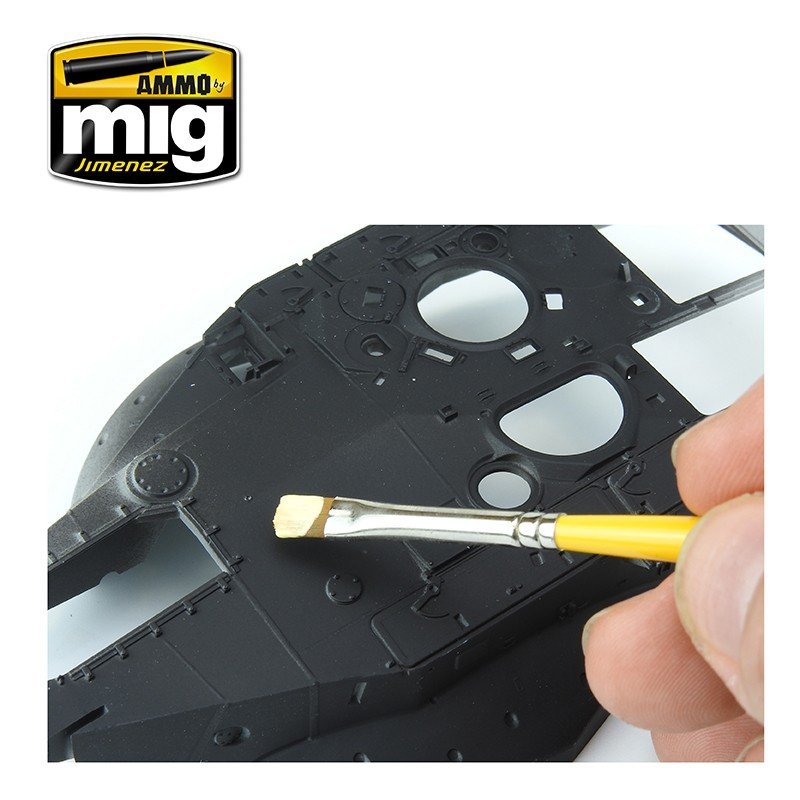 Ammo of Mig 2033 ANTI-SLIP PASTE - SAND COLOR FOR 1/35 – imagen 3