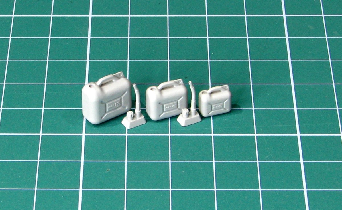EUREKA XXL E-042 Plastic Jerry Can 5, 10 i 20 L 1/35 – immagine 5