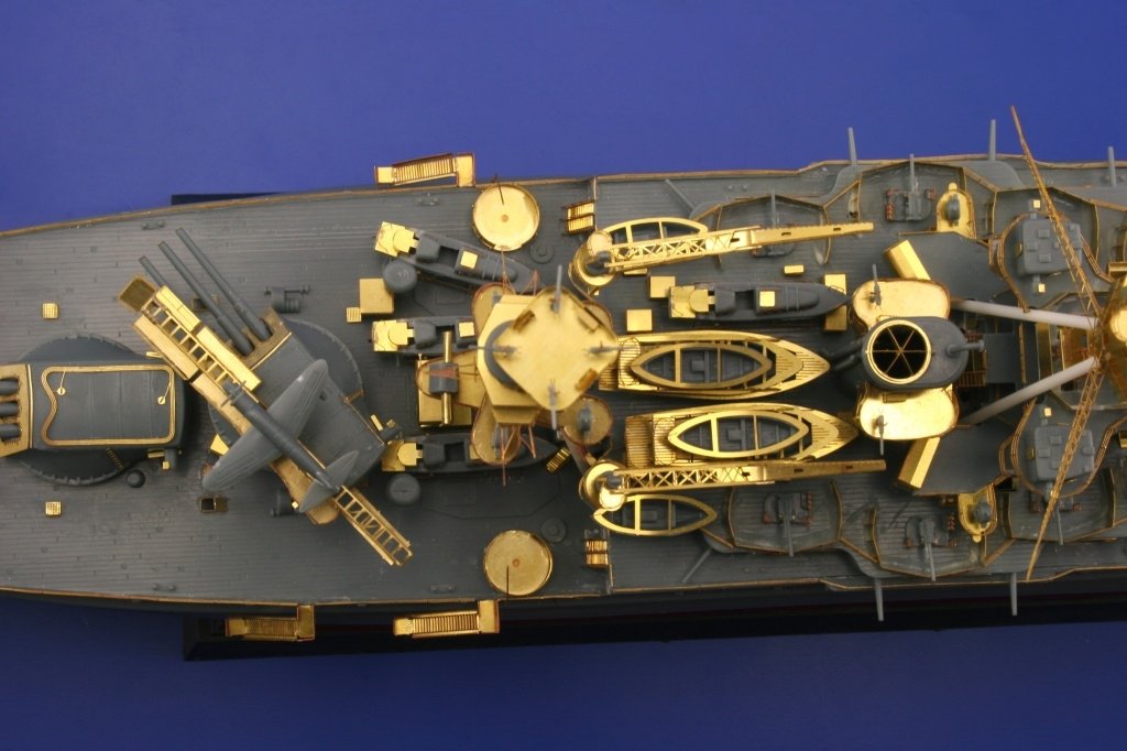 Eduard 53016 USS Arizona MINI HOBBY MODEL 1/350 – zdjęcie 9