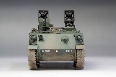 Fine Molds FM54 Japan Ground Self-Defense Force Type 60 APC w/ MAT 1/35 – imagen 6