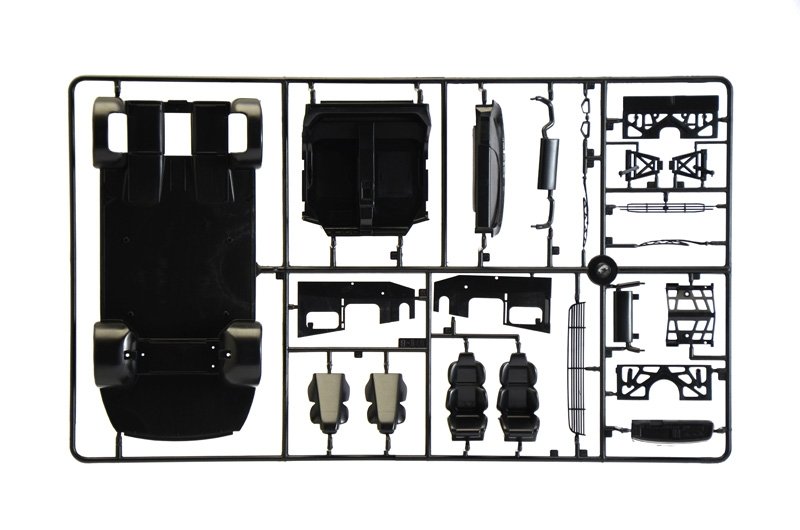 Italeri 3631 Jaguar XJ 220 1/24 – image 8