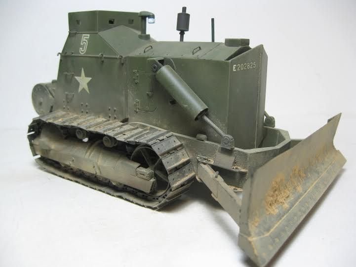 Mirror Model 35852 U.S. Armored Bulldozer 1/35 – immagine 3