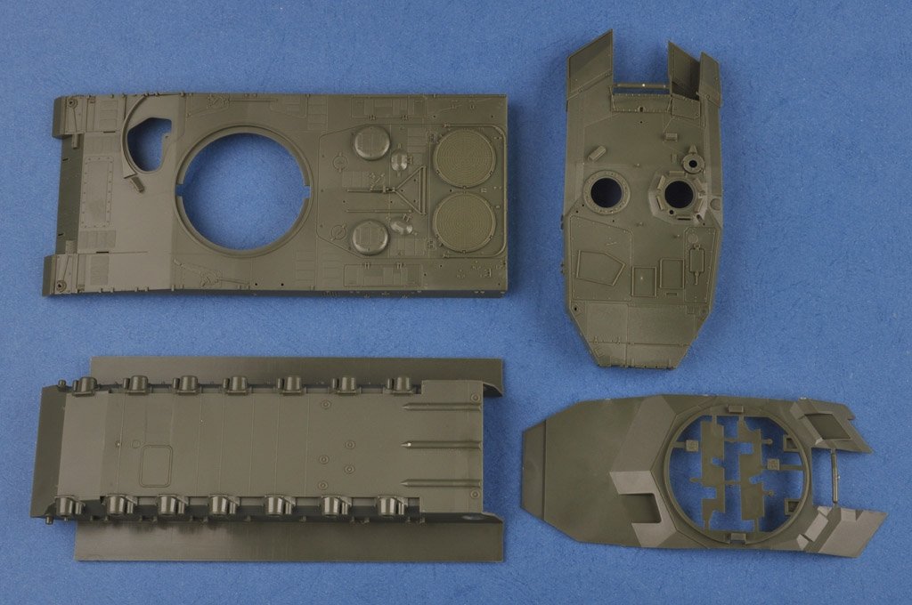 Hobby Boss 83867 Leopard 2A4M CAN – imagen 9
