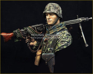 Young Miniatures YM1869 Waffen SS Young Machine Gunner 1944 1/10 – imagen 2