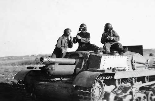 Kagero 88008 Histoire de l&amp;#39;obusier d&amp;#39;assaut 40/43M Zrínyi FR – image 4