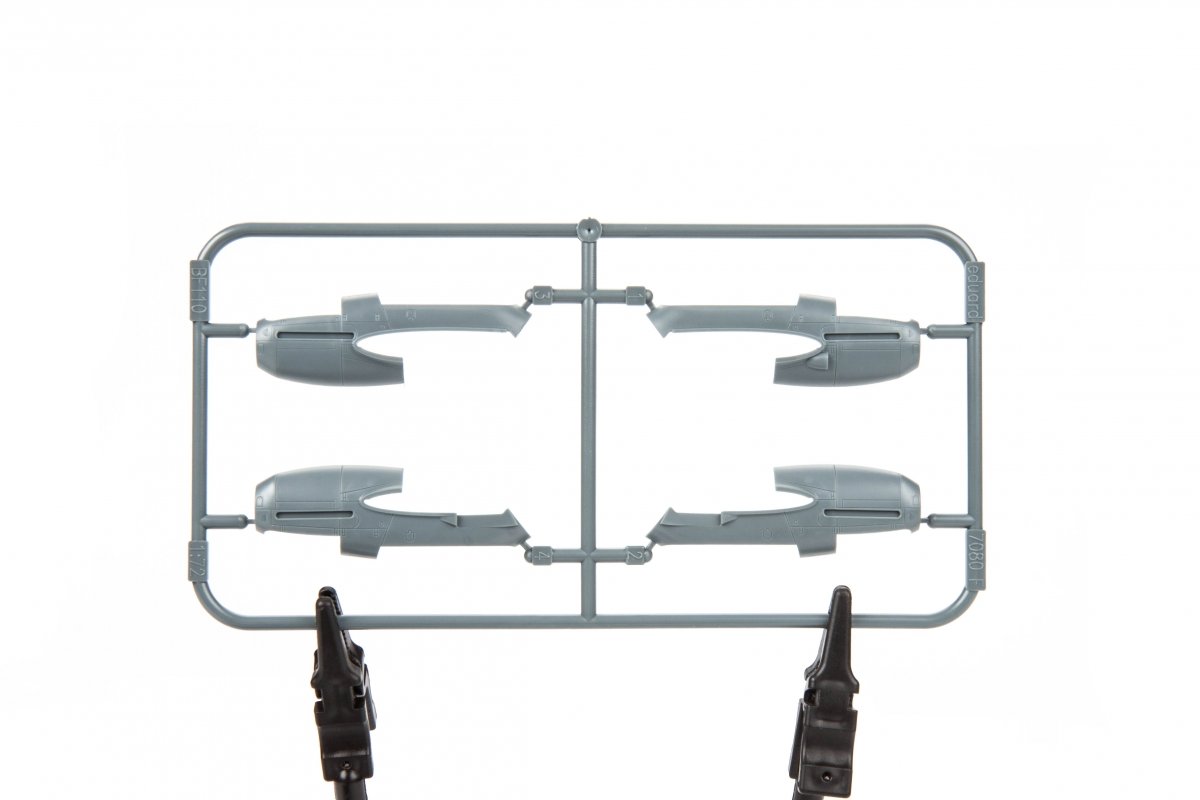 Eduard 7083 Bf 110E 1/72 – imagen 10