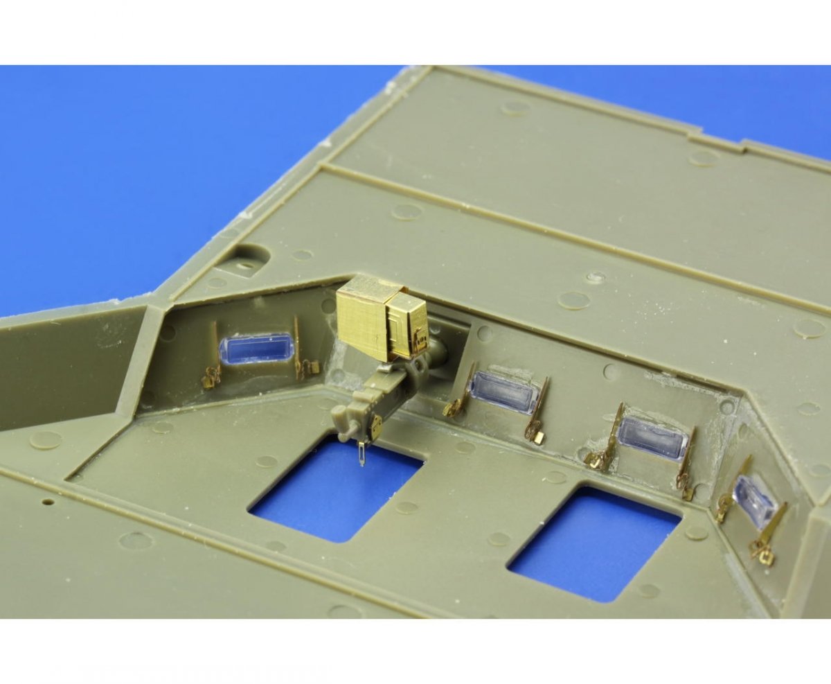 Eduard 36240 LVT-4 interior 1/35 AFV Club – imagen 7