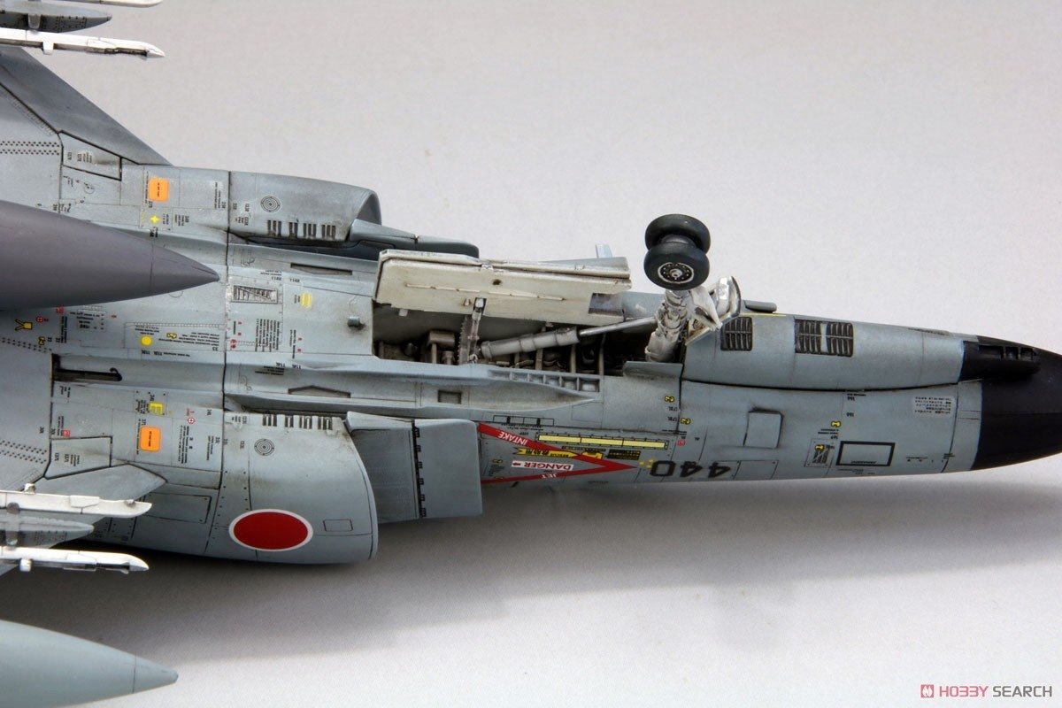 Fine Molds FP38 Japan Air Self-Defense Force F-4EJ Kai Fighter 1/72 – imagen 8