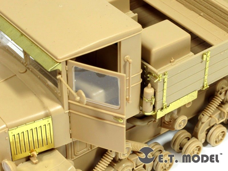 E.T. Model E35-049 WWII Soviet Voroshilovets Tractor (For TRUMPETER 01573) 1/35 – Bild 4