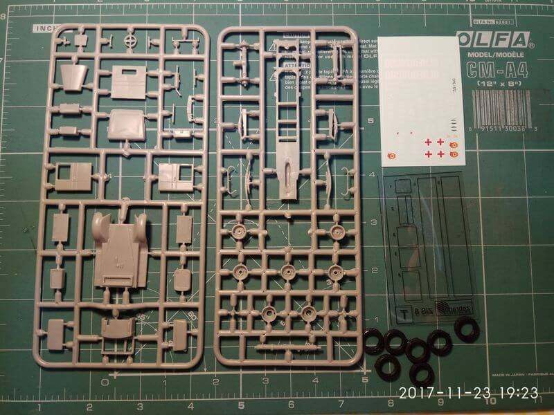 Maquette de bus soviétique ZiS-8 au 1/72 (réf. 72110)  – image 7