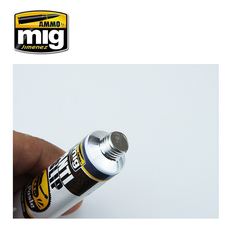 Pâte antidérapante Ammo of Mig 2035 - Couleur marron pour maquettes au 1/35 – image 2