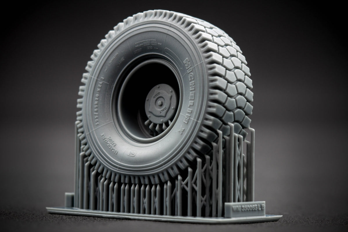 ScaleX WM 35006S KOZAK 2 Sagged wheel set (for ICM) 1/35