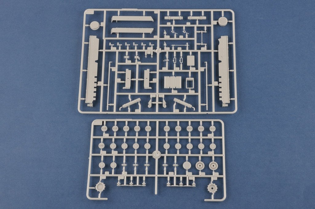 Hobby Boss 82961 German KARL-Geraet 040/041 on Railway Transport Carrier 1/72 – image 5
