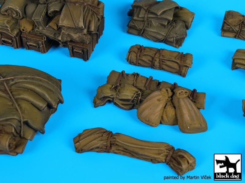 Black Dog T35143 Tentage+bedrols N 1/35 – immagine 2