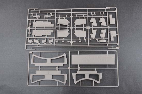 Trumpeter 03706 USS Iowa BB-61 1/200 – immagine 15
